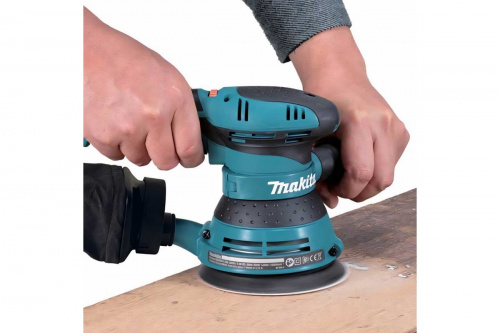 Шлифмашинка эксцентриковая ЭШМ Makita BO5041,125мм,300Вт.4000-12000об/мин. фото 5 Шлифмашинка эксцентриковая ЭШМ Makita BO5041,125мм,300Вт.4000-12000об/мин. фото 5