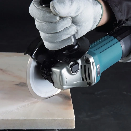 УШМ Makita GA5030RK (720Вт,11000об/мин;125мм;плавный пуск, функция антирестарта,кейс) фото 3